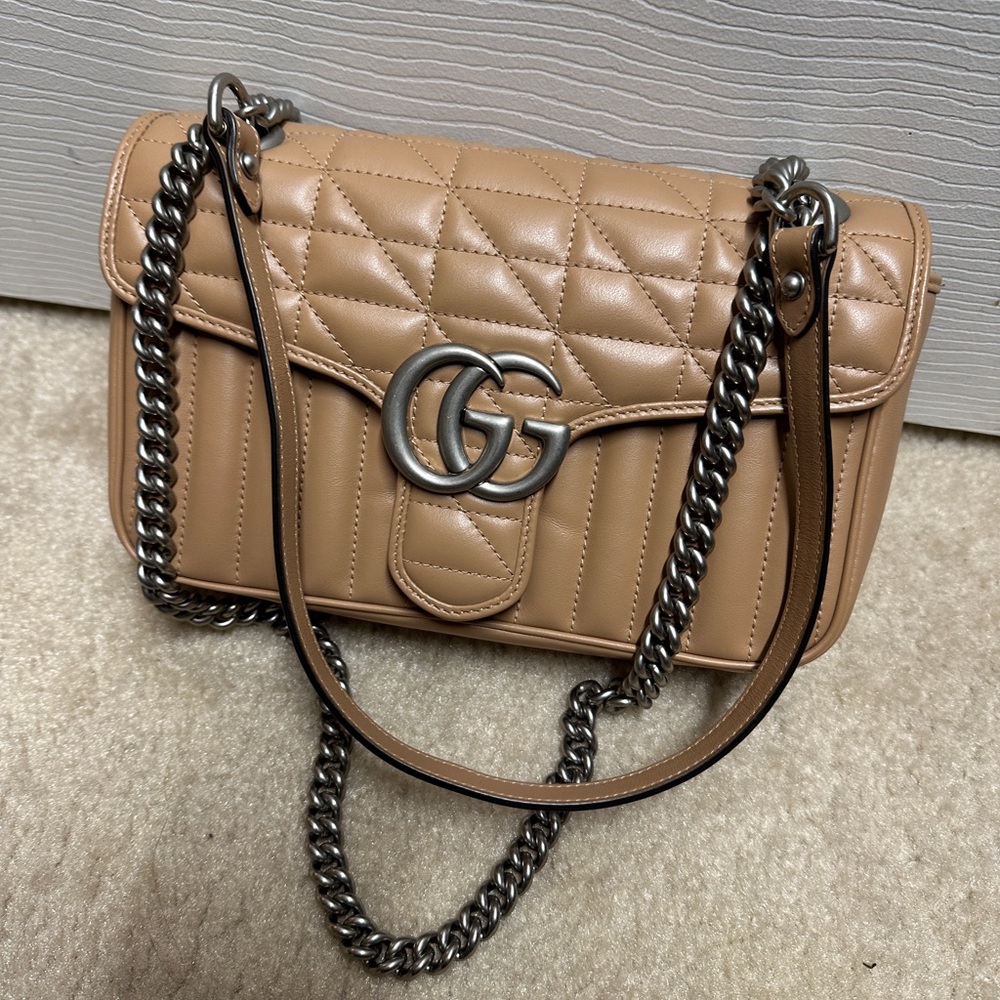 Gucci GG Marmont Small Shoulder Bag Beige